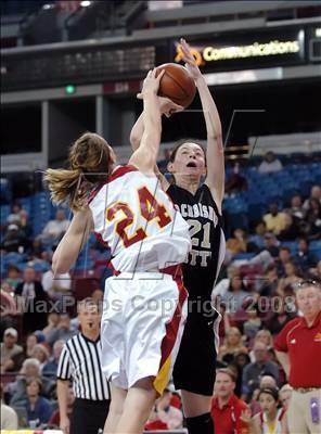 Thumbnail 3 in Archbishop Mitty vs. St. Francis (CIF NorCal D2 Final) photogallery.