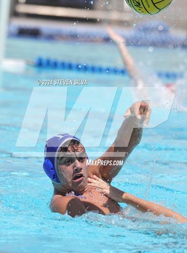 null - Photo 01