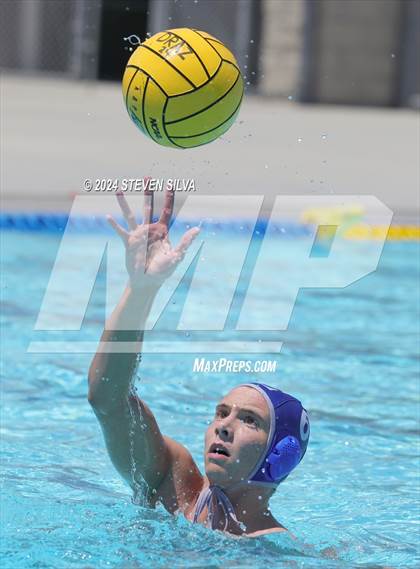 Thumbnail 2 in Carlsbad vs. Eastlake (18th Annual Draz Memorial Classic) photogallery.