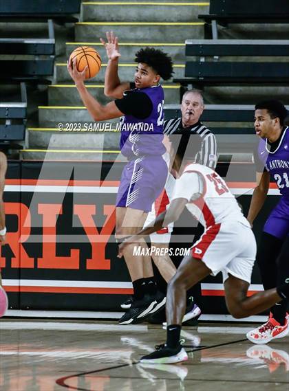 Thumbnail 2 in Redondo Union vs St. Anthony (Beverly Hills Tournament Semi-Final) photogallery.