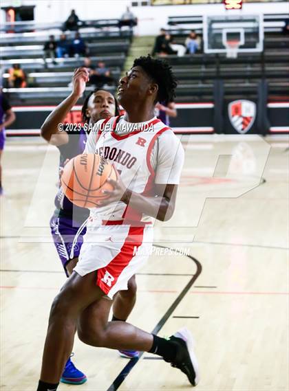 Thumbnail 3 in Redondo Union vs St. Anthony (Beverly Hills Tournament Semi-Final) photogallery.