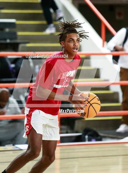 Thumbnail 3 in Redondo Union vs St. Anthony (Beverly Hills Tournament Semi-Final) photogallery.