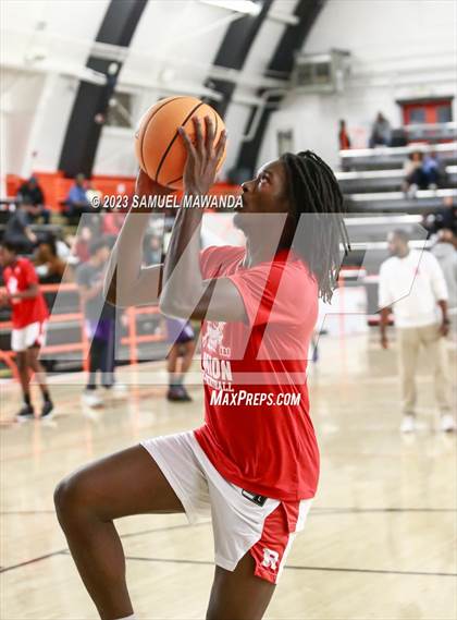 Thumbnail 2 in Redondo Union vs St. Anthony (Beverly Hills Tournament Semi-Final) photogallery.