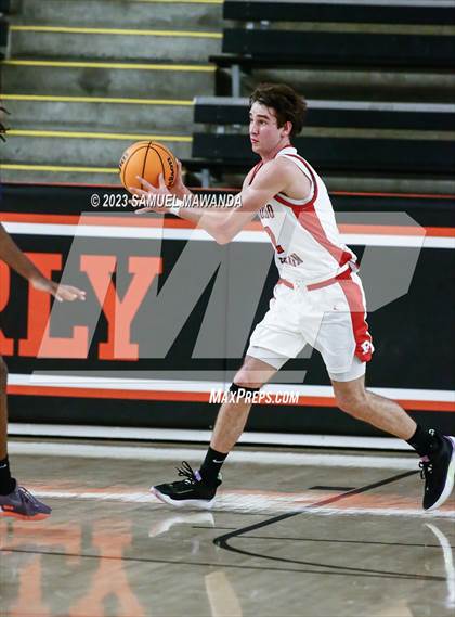 Thumbnail 1 in Redondo Union vs St. Anthony (Beverly Hills Tournament Semi-Final) photogallery.