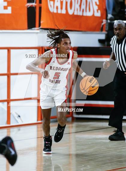 Thumbnail 2 in Redondo Union vs St. Anthony (Beverly Hills Tournament Semi-Final) photogallery.