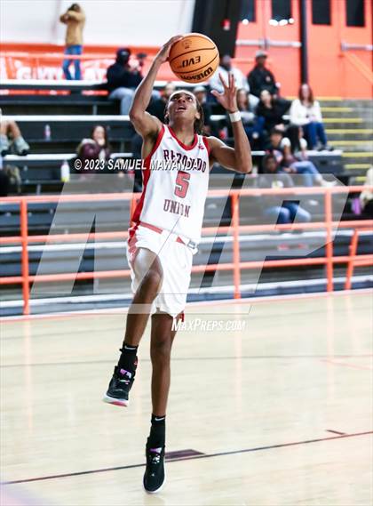 Thumbnail 2 in Redondo Union vs St. Anthony (Beverly Hills Tournament Semi-Final) photogallery.