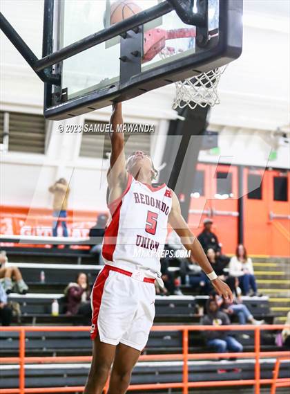 Thumbnail 2 in Redondo Union vs St. Anthony (Beverly Hills Tournament Semi-Final) photogallery.
