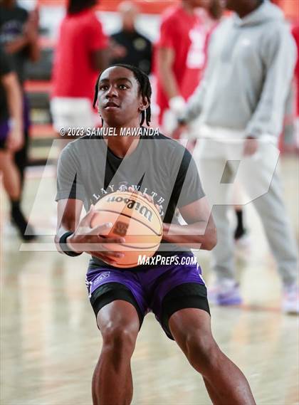 Thumbnail 2 in Redondo Union vs St. Anthony (Beverly Hills Tournament Semi-Final) photogallery.