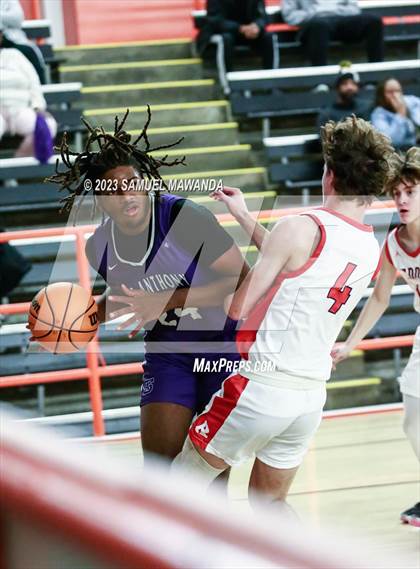 Thumbnail 2 in Redondo Union vs St. Anthony (Beverly Hills Tournament Semi-Final) photogallery.