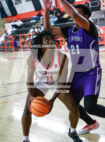Thumbnail 1 in Redondo Union vs St. Anthony (Beverly Hills Tournament Semi-Final) photogallery.