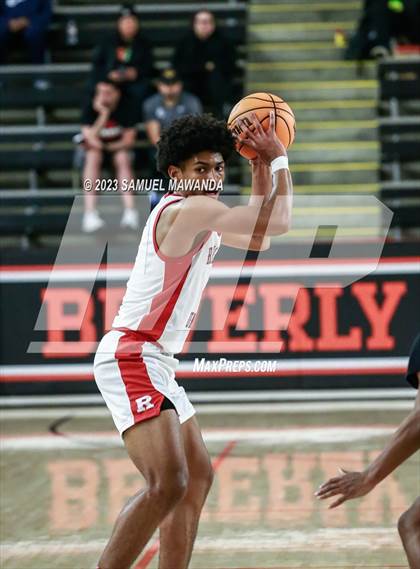 Thumbnail 1 in Redondo Union vs St. Anthony (Beverly Hills Tournament Semi-Final) photogallery.