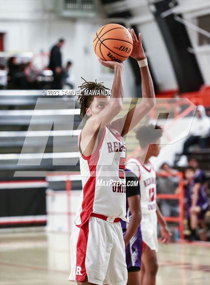 Thumbnail 2 in Redondo Union vs St. Anthony (Beverly Hills Tournament Semi-Final) photogallery.