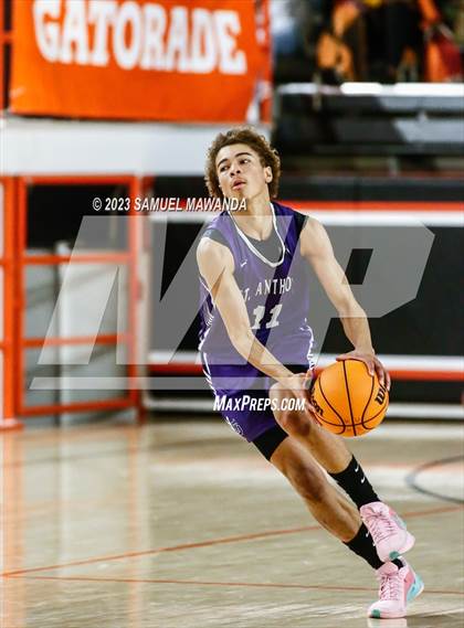 Thumbnail 1 in Redondo Union vs St. Anthony (Beverly Hills Tournament Semi-Final) photogallery.
