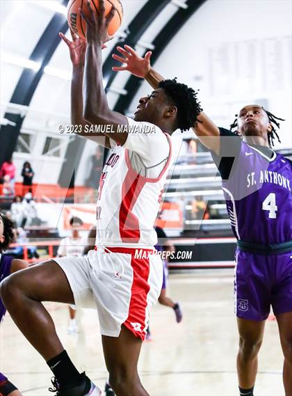 Thumbnail 1 in Redondo Union vs St. Anthony (Beverly Hills Tournament Semi-Final) photogallery.