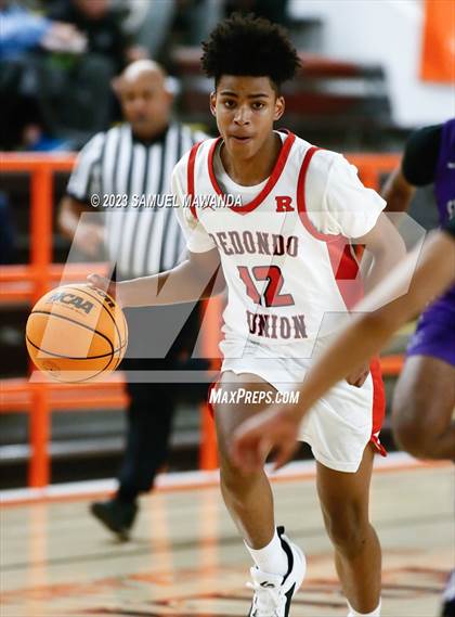 Thumbnail 2 in Redondo Union vs St. Anthony (Beverly Hills Tournament Semi-Final) photogallery.
