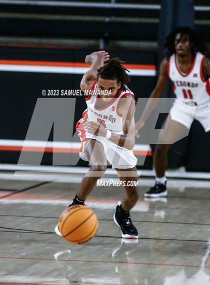 Thumbnail 1 in Redondo Union vs St. Anthony (Beverly Hills Tournament Semi-Final) photogallery.
