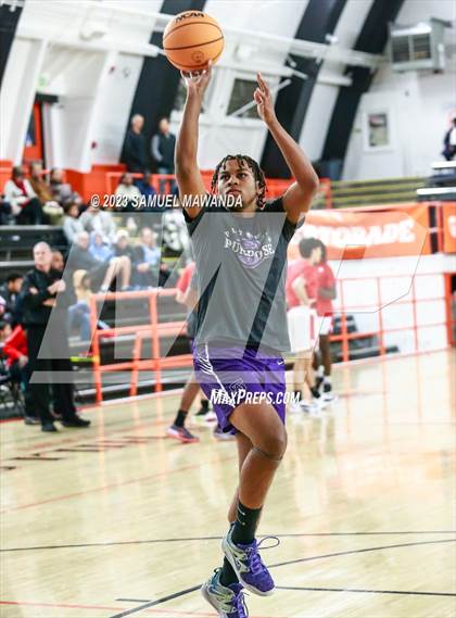 Thumbnail 3 in Redondo Union vs St. Anthony (Beverly Hills Tournament Semi-Final) photogallery.