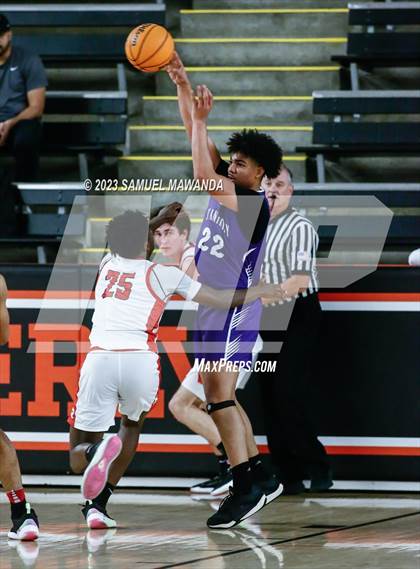 Thumbnail 3 in Redondo Union vs St. Anthony (Beverly Hills Tournament Semi-Final) photogallery.