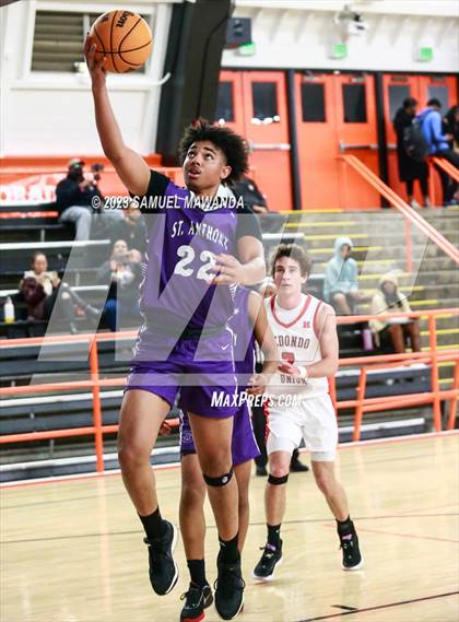 Thumbnail 3 in Redondo Union vs St. Anthony (Beverly Hills Tournament Semi-Final) photogallery.