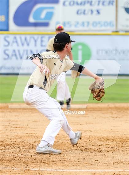 Thumbnail 2 in Corning-Painted Post vs. Kingston (NYSPHSAA Class AA Regional Semifinal) photogallery.