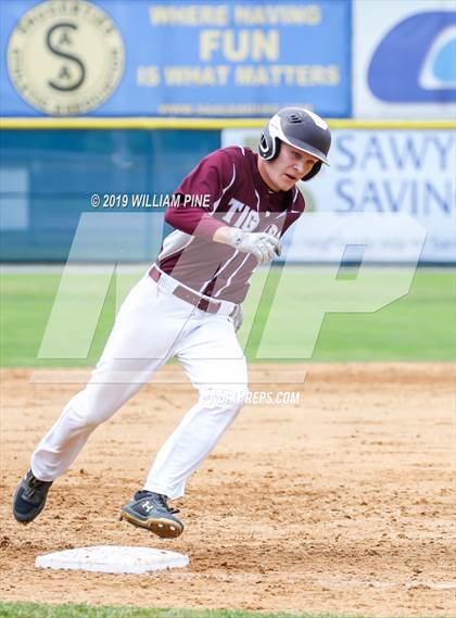 Thumbnail 2 in Corning-Painted Post vs. Kingston (NYSPHSAA Class AA Regional Semifinal) photogallery.