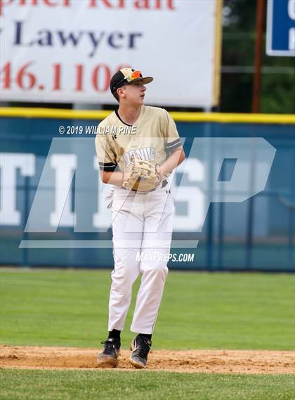 Thumbnail 1 in Corning-Painted Post vs. Kingston (NYSPHSAA Class AA Regional Semifinal) photogallery.