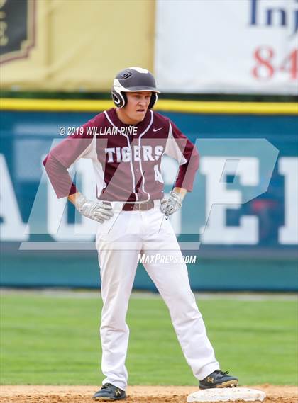 Thumbnail 1 in Corning-Painted Post vs. Kingston (NYSPHSAA Class AA Regional Semifinal) photogallery.