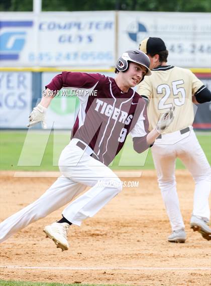 Thumbnail 1 in Corning-Painted Post vs. Kingston (NYSPHSAA Class AA Regional Semifinal) photogallery.