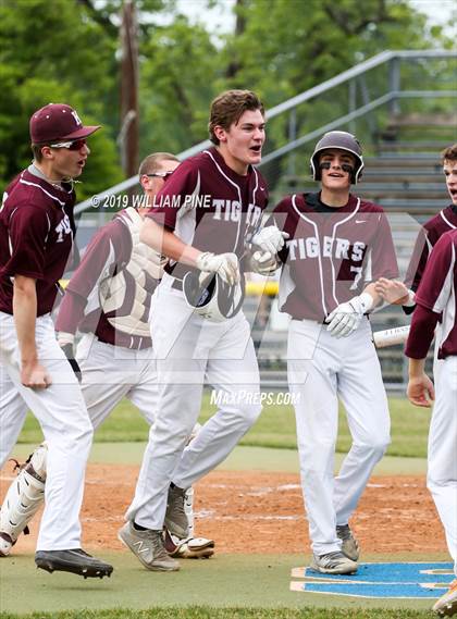 Thumbnail 1 in Corning-Painted Post vs. Kingston (NYSPHSAA Class AA Regional Semifinal) photogallery.