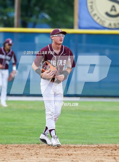 Thumbnail 1 in Corning-Painted Post vs. Kingston (NYSPHSAA Class AA Regional Semifinal) photogallery.