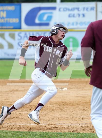 Thumbnail 2 in Corning-Painted Post vs. Kingston (NYSPHSAA Class AA Regional Semifinal) photogallery.
