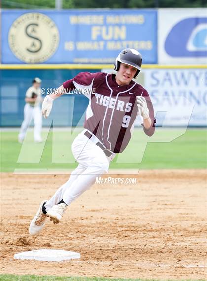 Thumbnail 2 in Corning-Painted Post vs. Kingston (NYSPHSAA Class AA Regional Semifinal) photogallery.