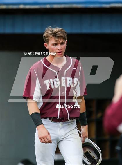 Thumbnail 3 in Corning-Painted Post vs. Kingston (NYSPHSAA Class AA Regional Semifinal) photogallery.