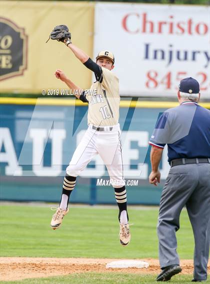 Thumbnail 3 in Corning-Painted Post vs. Kingston (NYSPHSAA Class AA Regional Semifinal) photogallery.