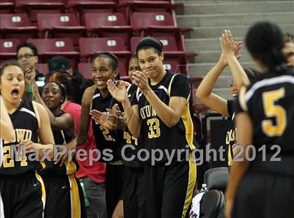 Thumbnail 2 in Miramonte vs. Bishop O'Dowd (CIF D3 NorCal Regional Final) photogallery.