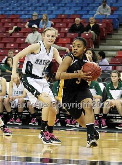 Thumbnail 1 in Miramonte vs. Bishop O'Dowd (CIF D3 NorCal Regional Final) photogallery.
