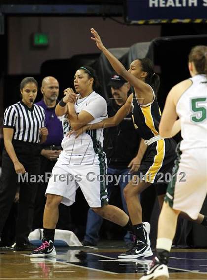 Thumbnail 3 in Miramonte vs. Bishop O'Dowd (CIF D3 NorCal Regional Final) photogallery.