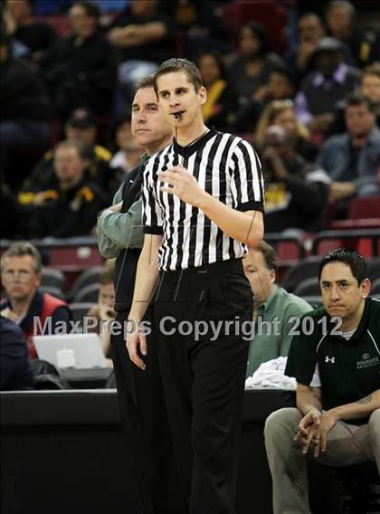 Thumbnail 1 in Miramonte vs. Bishop O'Dowd (CIF D3 NorCal Regional Final) photogallery.