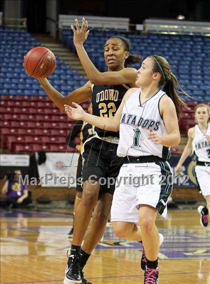 Thumbnail 3 in Miramonte vs. Bishop O'Dowd (CIF D3 NorCal Regional Final) photogallery.