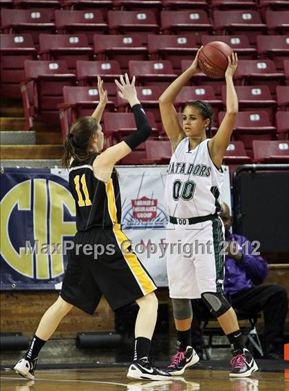 Thumbnail 1 in Miramonte vs. Bishop O'Dowd (CIF D3 NorCal Regional Final) photogallery.