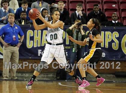 Thumbnail 3 in Miramonte vs. Bishop O'Dowd (CIF D3 NorCal Regional Final) photogallery.