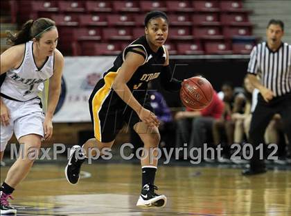 Thumbnail 3 in Miramonte vs. Bishop O'Dowd (CIF D3 NorCal Regional Final) photogallery.