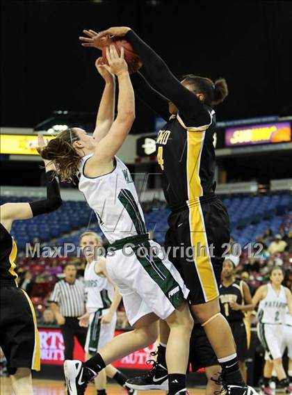 Thumbnail 2 in Miramonte vs. Bishop O'Dowd (CIF D3 NorCal Regional Final) photogallery.