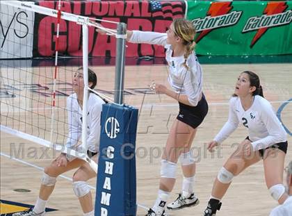 Thumbnail 3 in Homestead vs. La Costa Canyon (CIF State D1 Final) photogallery.