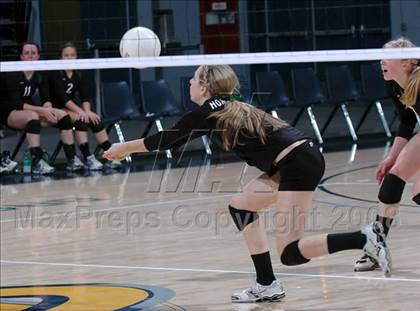 Thumbnail 2 in Homestead vs. La Costa Canyon (CIF State D1 Final) photogallery.