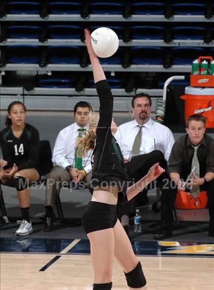 Thumbnail 3 in Homestead vs. La Costa Canyon (CIF State D1 Final) photogallery.