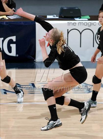 Thumbnail 2 in Homestead vs. La Costa Canyon (CIF State D1 Final) photogallery.