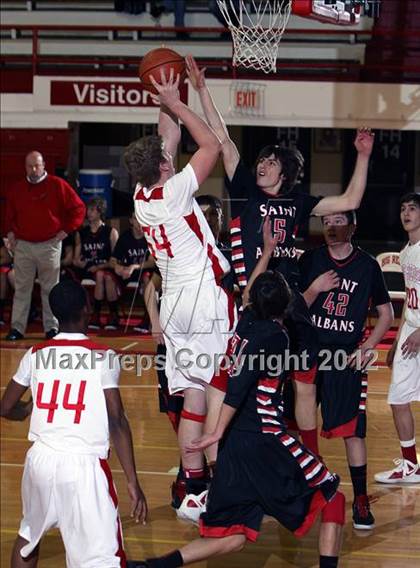 Thumbnail 3 in St. Albans vs. Parkersburg photogallery.