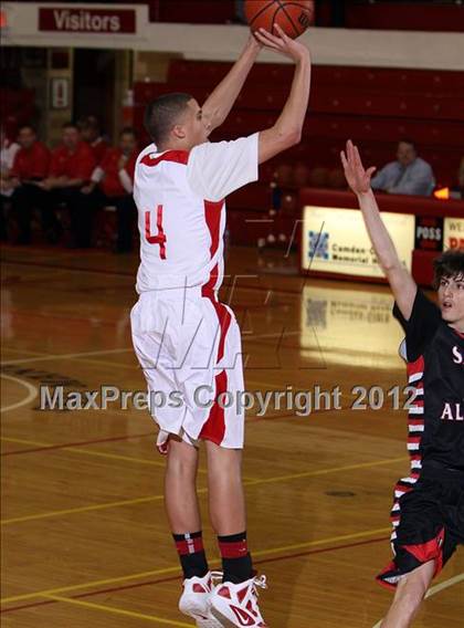 Thumbnail 2 in St. Albans vs. Parkersburg photogallery.