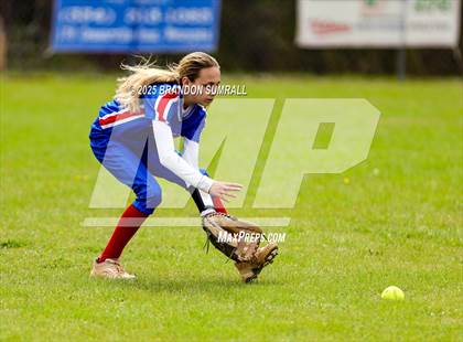 Thumbnail 3 in Jemison vs Verbena (Chilton County Tournament Round 1) photogallery.